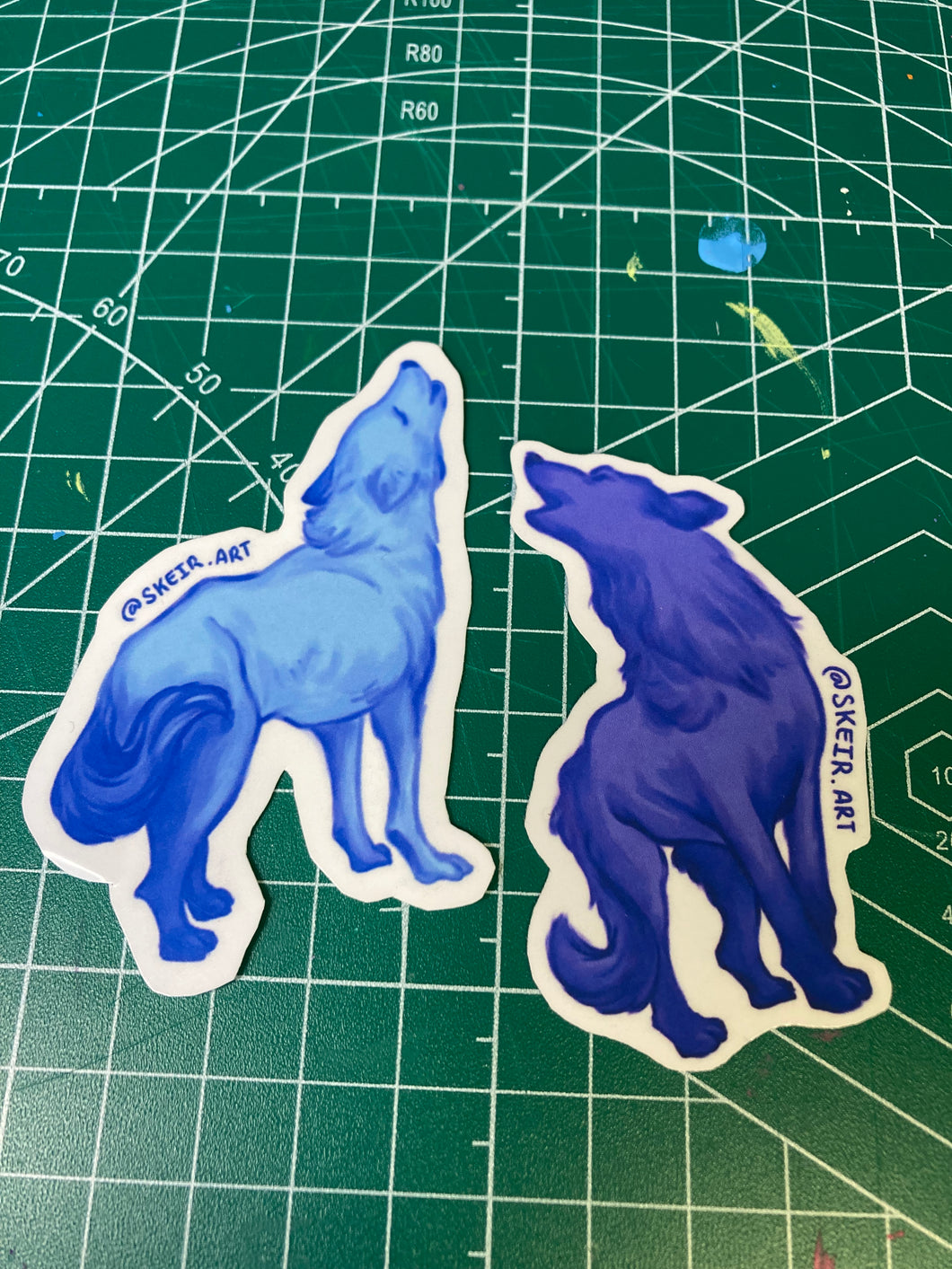 Howling wolves sticker set
