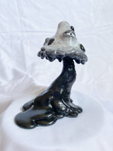 Load image into Gallery viewer, Mini Mushroom sculpture - Mort
