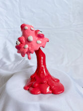 Load image into Gallery viewer, Mini Mushroom sculpture - Pinky
